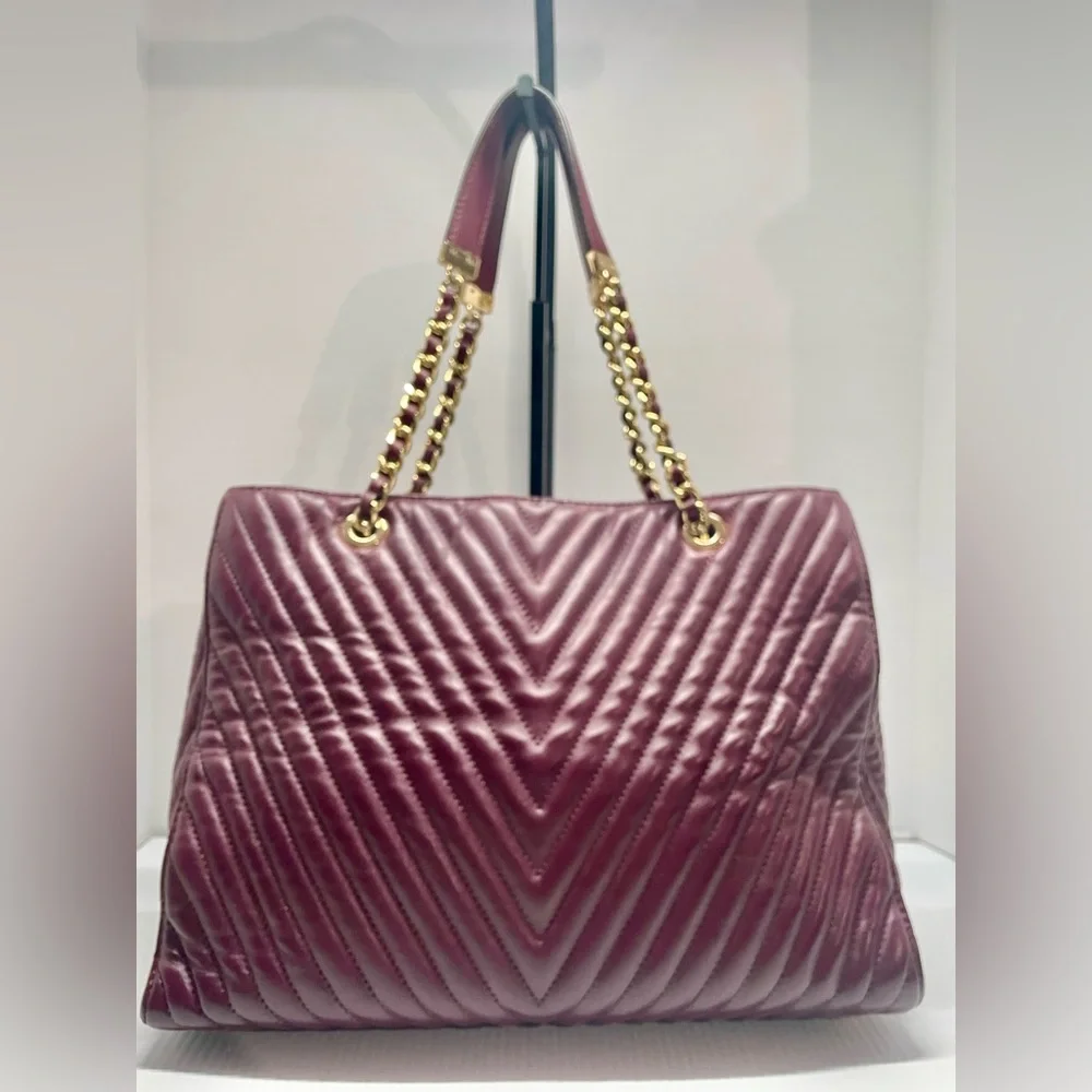 Michael Kors Susannah Chevron Quilted Tote